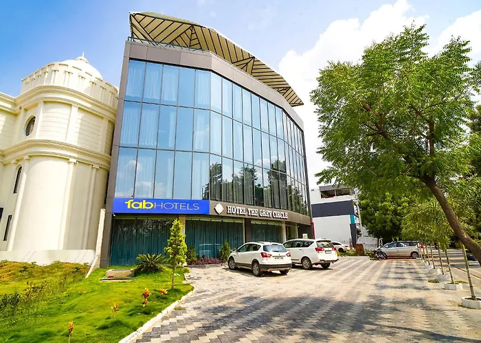 Fabhotel Prime The Grey Circle