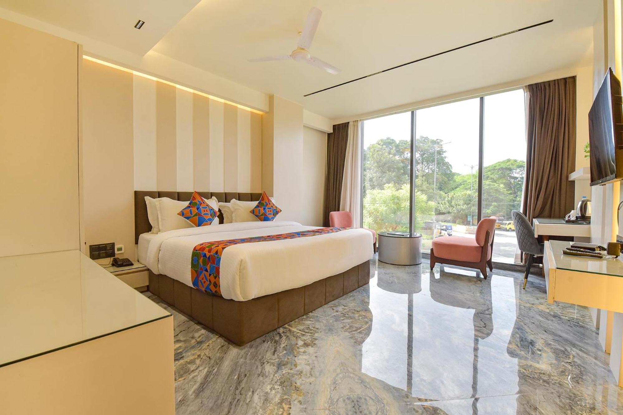Hotel Fabhotel Prime The Grey Circle Indore