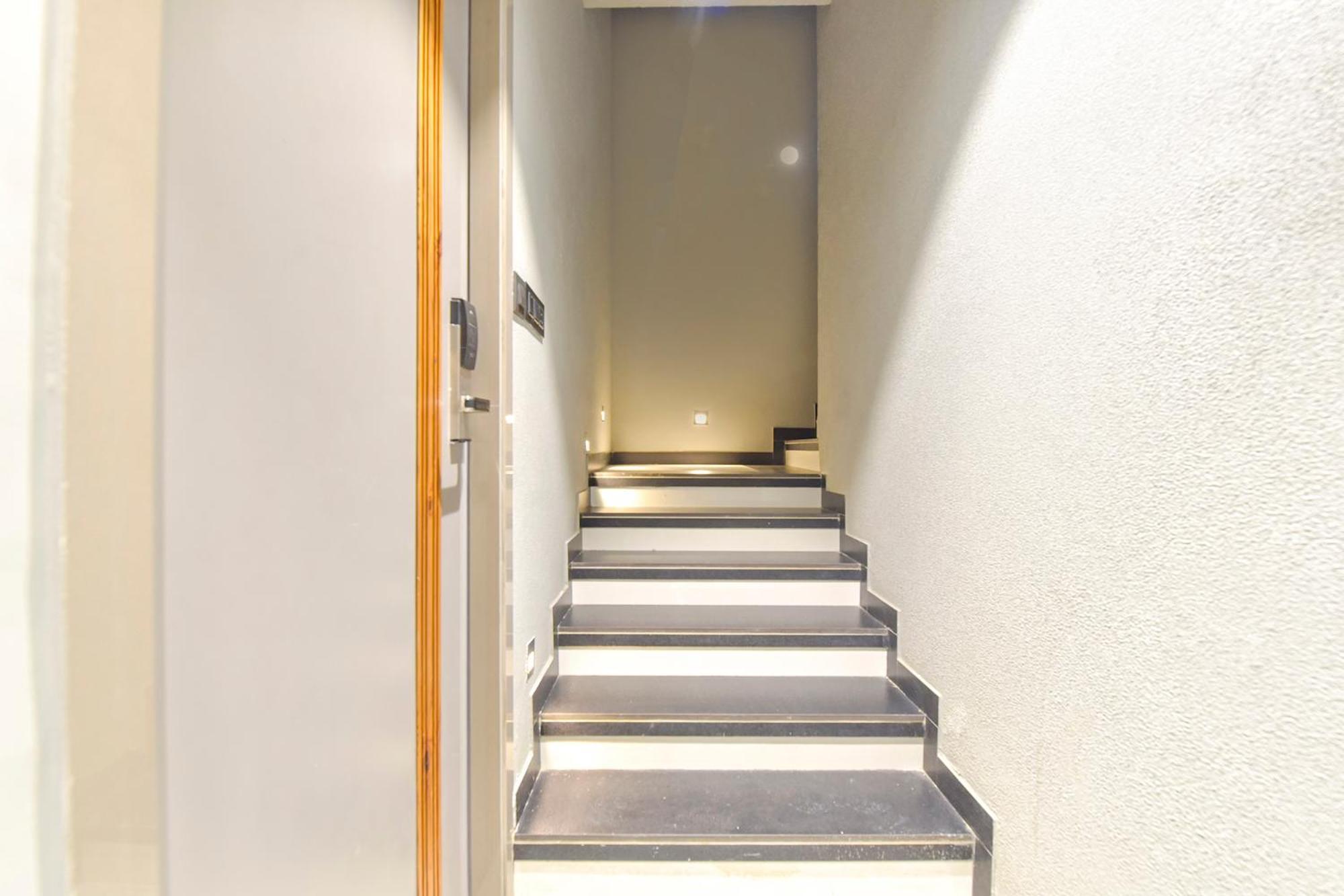 Fabhotel Prime The Grey Circle Hotel