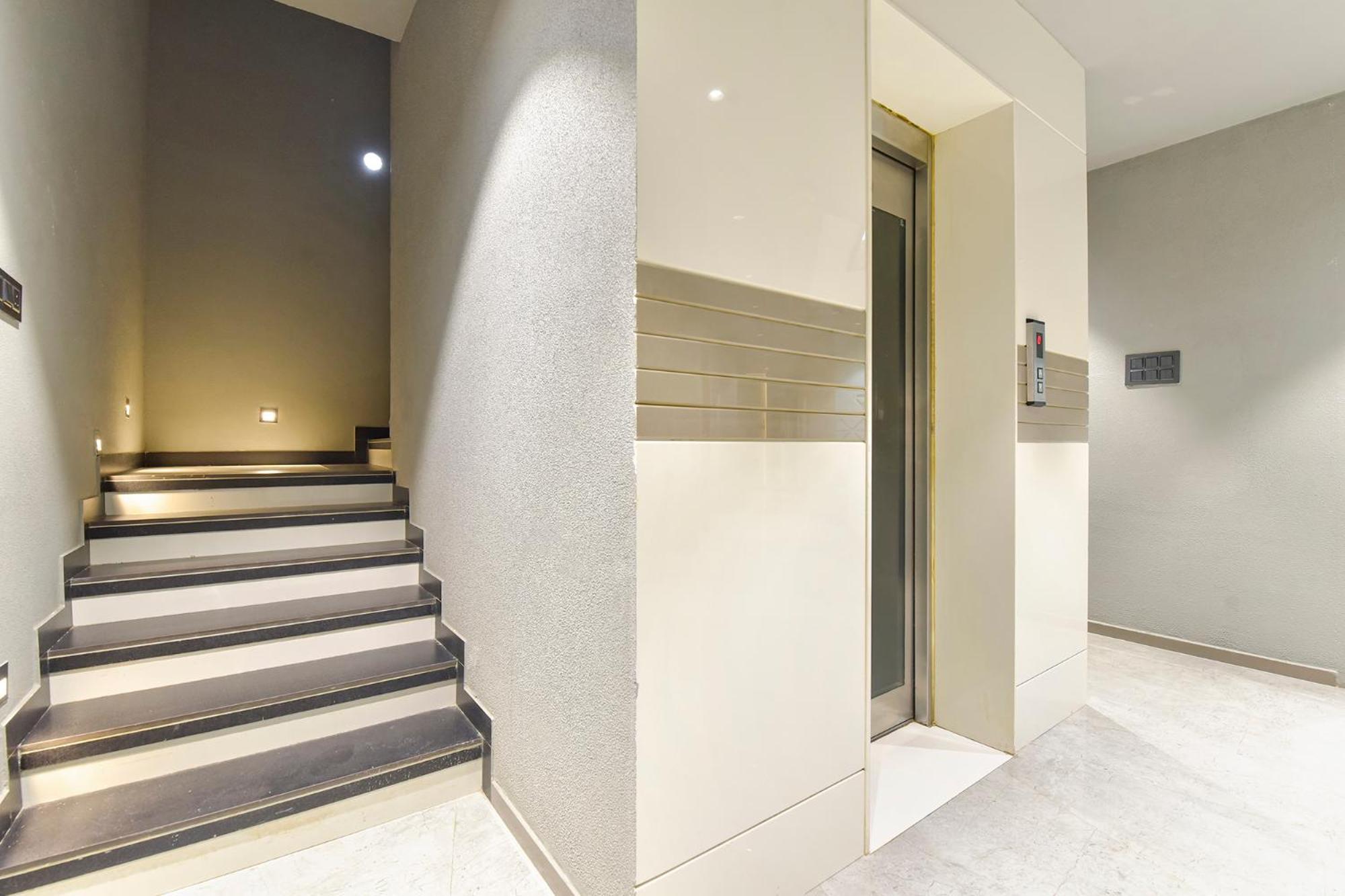 Hotel Fabhotel Prime The Grey Circle 3*